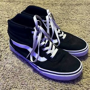 Black hightop Vans- Sk8 black high-top Vans